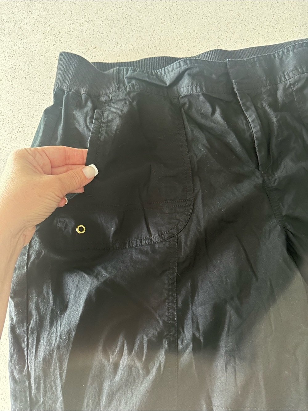 Style & Co. Black Women's Cargo Capris with Grommet Accents - Picture 8 of 11
